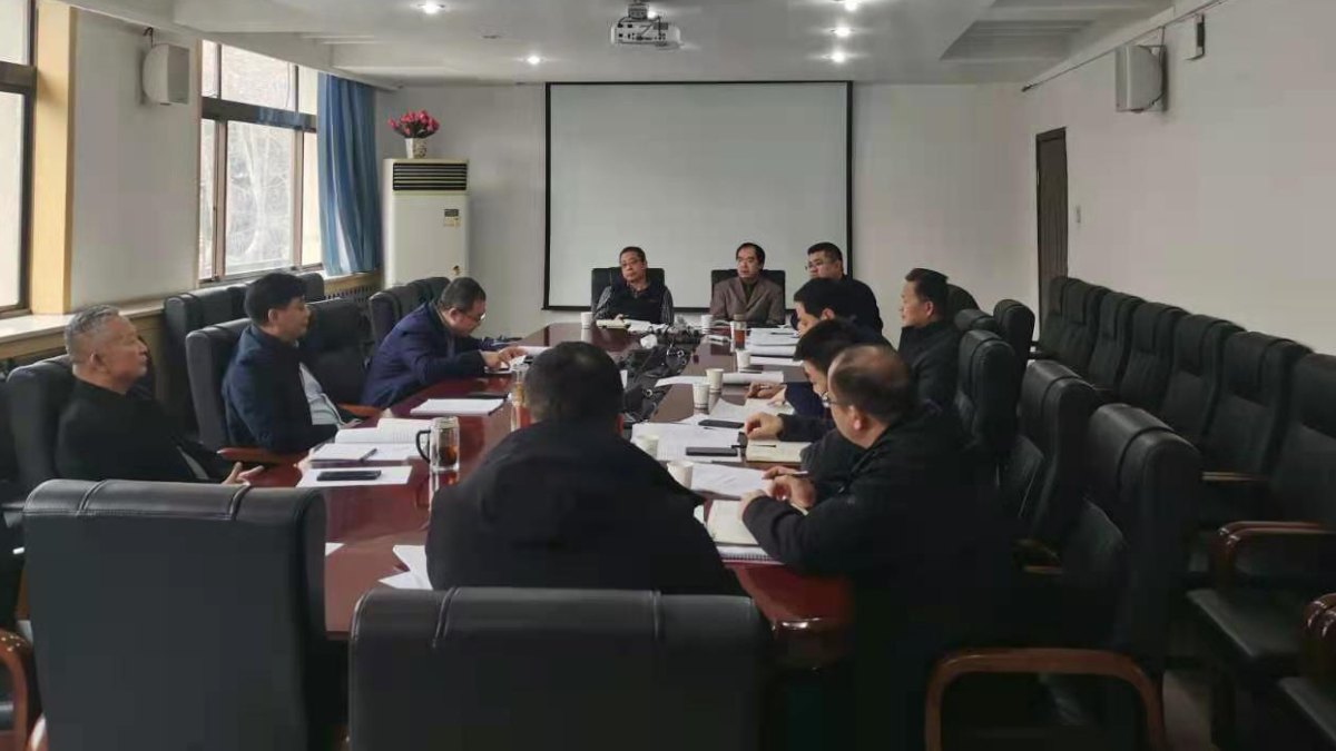 学校召开医学院建设推进会