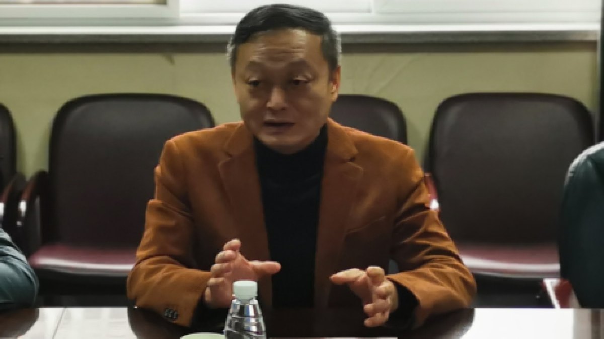 我院赴爱尔眼科医院调研交流