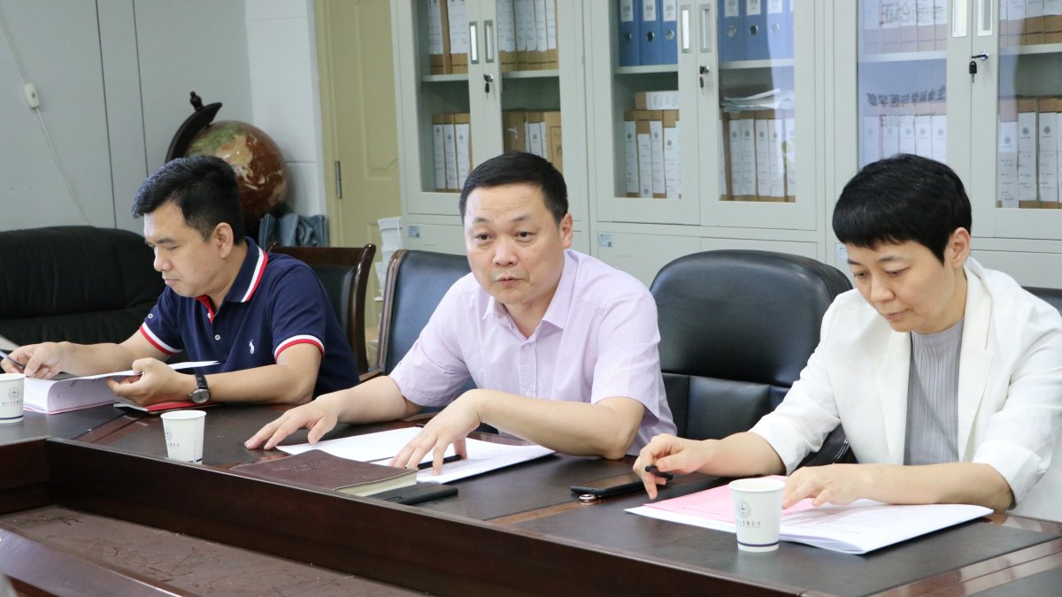 医学院组织校内口腔医学专业申报论证预答辩